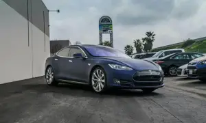 Tesla S Dual Motor: Erleben Sie die beeindruckende Leistung und Reichweite