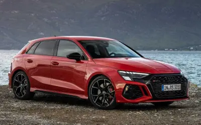 Audi RS 3 Motor: Leistungsstarkes Design und beeindruckende Technik