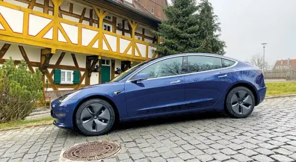 Tesla Model 3 Dual Motor: Leistungsstark, günstig im Vergleich und mehr